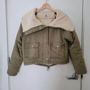 UNIF x Urban Outfitters Olive Sherpa-Lined Utility Bomber Jacket Cropped